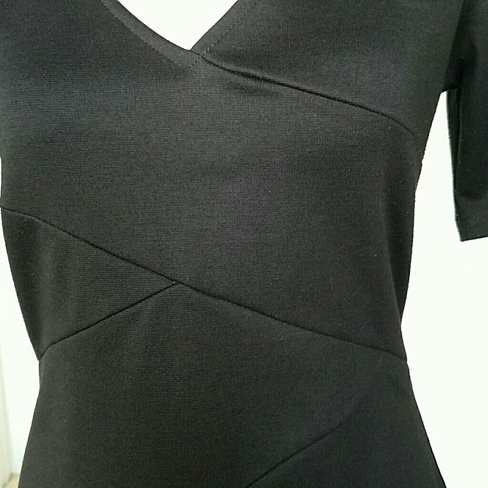 FREE WITH Purchase Candie's black top